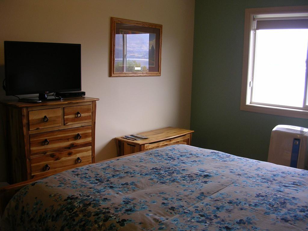 Casa Loma Bnb West Kelowna Exterior photo